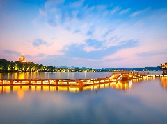 洗墻燈廠家：散熱好，線條燈壽命就長(zhǎng)
